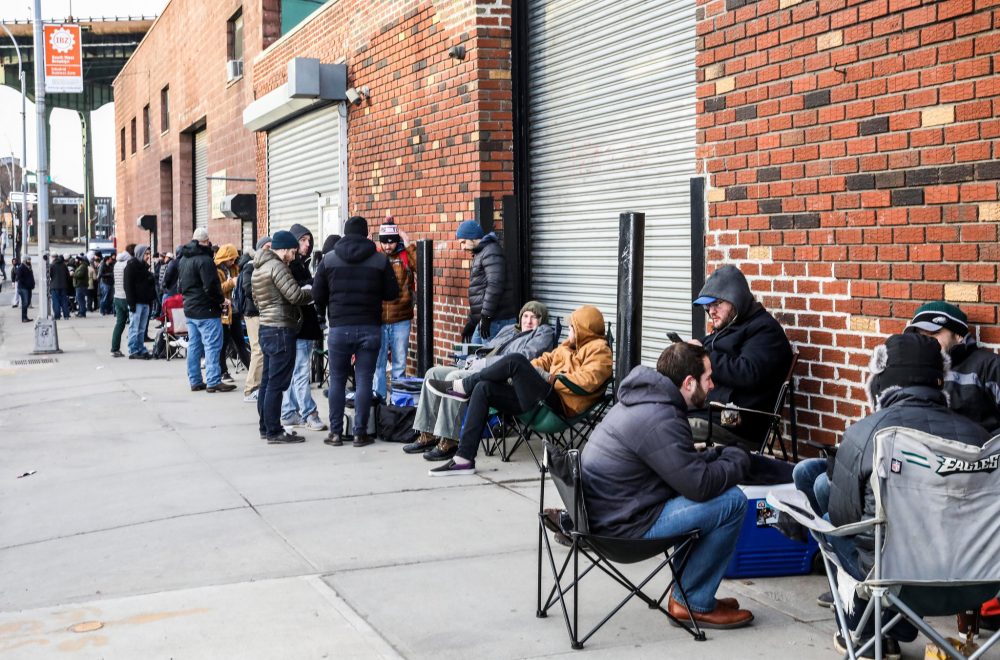 Очередь у пивоварни Other Half