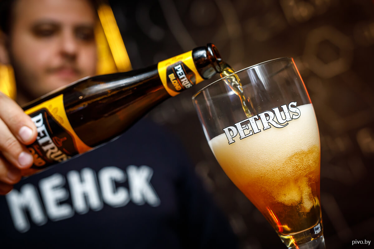 Brouwerij De Brabandere —Petrus Blond